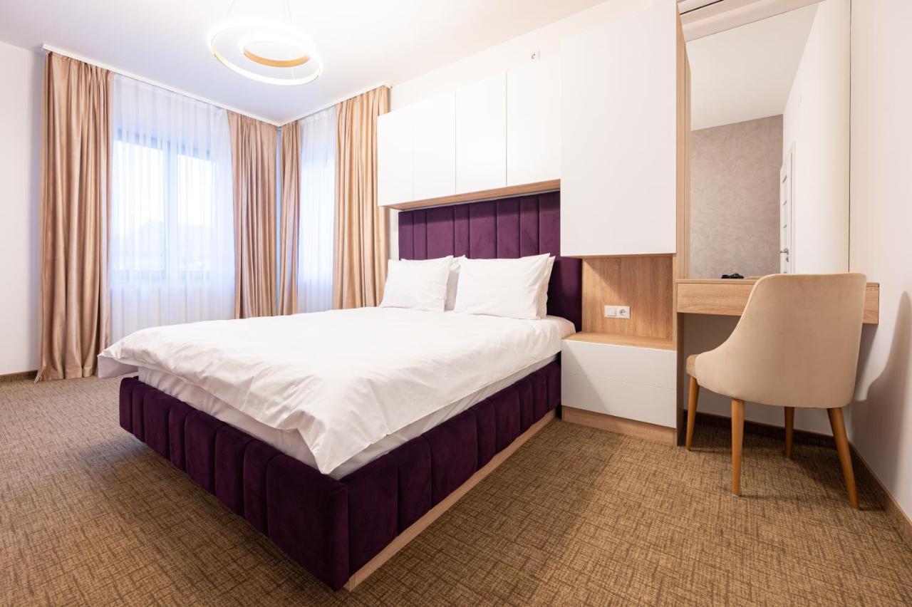 Klia Hotel Sînmartin Buitenkant foto